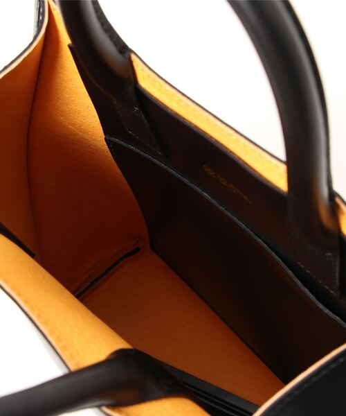 Courtney Orla（コートニーオーラ）の「【Courtney Orla/(コートニーオーラ)】SLOPE TOTE S/スロープトートS（ハンドバッグ・レディース・ブラック・FREE）」の12枚目の写真
