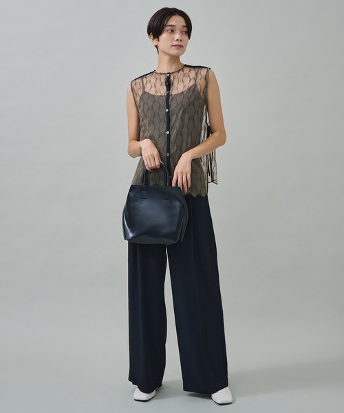 Courtney Orla（コートニーオーラ）の「【Courtney Orla/(コートニーオーラ)】SLOPE TOTE S/スロープトートS（ハンドバッグ・レディース・ブラック・FREE）」の4枚目の写真