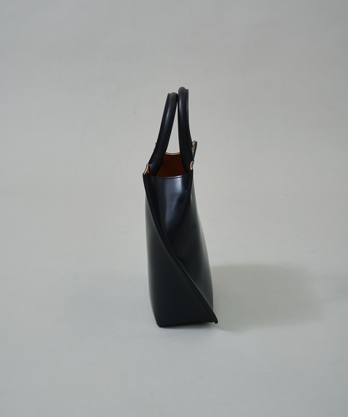 Courtney Orla（コートニーオーラ）の「【Courtney Orla/(コートニーオーラ)】SLOPE TOTE S/スロープトートS（ハンドバッグ・レディース・ブラック・FREE）」の8枚目の写真