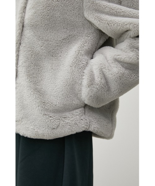 AZUL by moussy（アズールバイマウジー）の「FLUFFY HOODIE COAT/フラッフィーフーディーコート（その他アウター・レディース・ライトグレー/ベージュ/ブラック/ダークグリーン・MEDIUM/SMALL）」の20枚目の写真