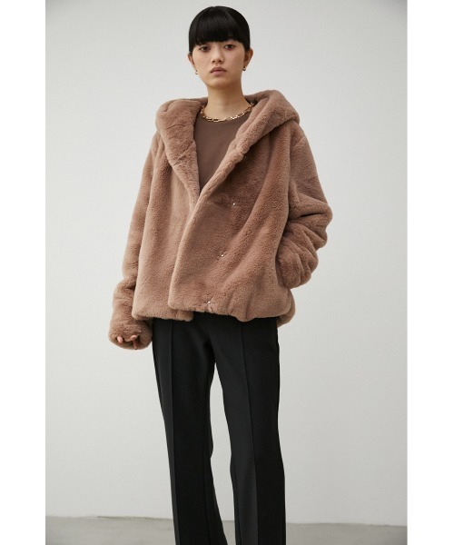 AZUL by moussy（アズールバイマウジー）の「FLUFFY HOODIE COAT/フラッフィーフーディーコート（その他アウター・レディース・ライトグレー/ベージュ/ブラック/ダークグリーン・MEDIUM/SMALL）」の11枚目の写真