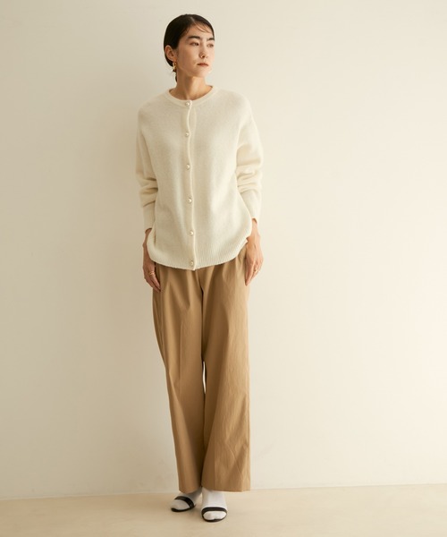 SALON adam et rope'（サロン アダム エ ロペ）の「[ご好評につき追加決定！]【WEB限定】パールボタンカーディガン（カーディガン/ボレロ・レディース・ホワイト/ライトグレー/ブラック・FREE）」の21枚目の写真