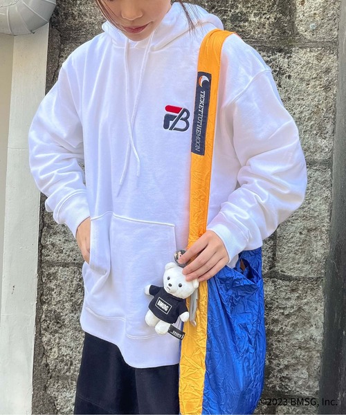FILA(フィラ)の「【 FILA × BE:FIRST / フィラ × ビーファースト 】 BEFIRST コラボ パーカー FB0780 ノベルティ DWB(パーカー・メンズ・ホワイト/ブラック/レッド・M/L)」の18枚目の写真