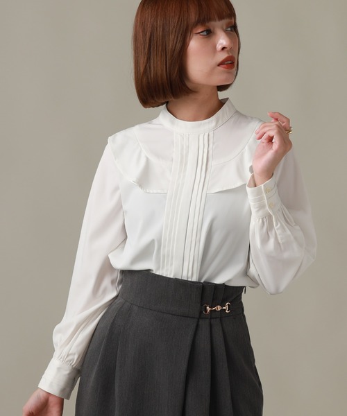 Cheek（チーク）の「ピンタックケープブラウス（シャツ/ブラウス・レディース・オフホワイト/ネイビー/オレンジ・MEDIUM）」の15枚目の写真