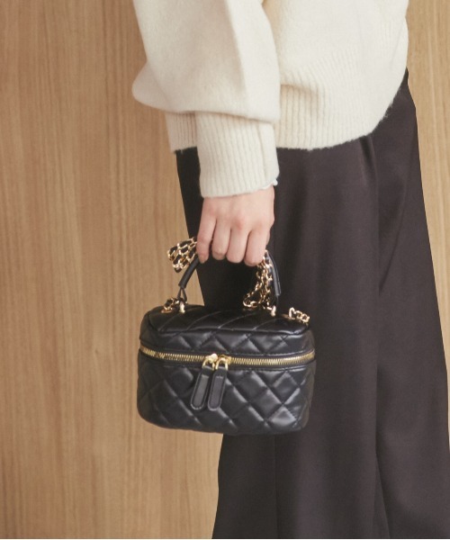 ANGIE（アンジー）の「キルティングミニバニティーバック（ショルダーバッグ・レディース・ブラック/ホワイト・FREE）」の10枚目の写真