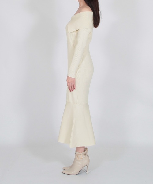 Julia Boutique（ジュリアブティック）の「デコルテオープンマーメイドニットワンピース/22567（ワンピース・レディース・オフホワイト/ピンク/グレイッシュベージュ・ONE）」の17枚目の写真