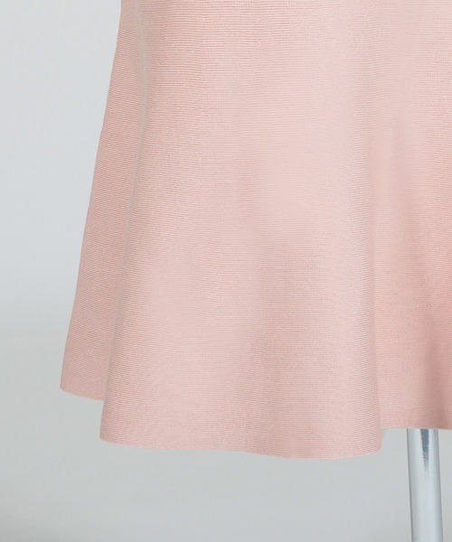 Julia Boutique（ジュリアブティック）の「デコルテオープンマーメイドニットワンピース/22567（ワンピース・レディース・オフホワイト/ピンク/グレイッシュベージュ・ONE）」の13枚目の写真