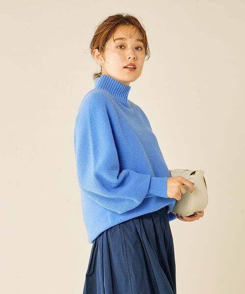 NOLLEY’S(ノーリーズ)の「CHESS 15Gハイネックプルオーバーニット(ニット/セーター・レディース・イエロー/オフホワイト/ブルー/グレイッシュベージュ・38)」の9枚目の写真