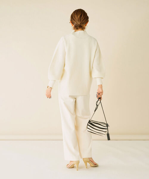 NOLLEY’S(ノーリーズ)の「CHESS 15Gハイネックプルオーバーニット(ニット/セーター・レディース・イエロー/オフホワイト/ブルー/グレイッシュベージュ・38)」の16枚目の写真