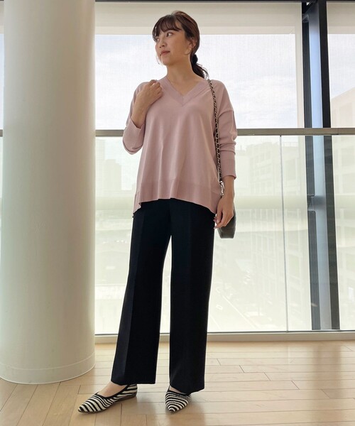 UNFILO(アンフィーロ)の「イージーパンツ ストレート(その他パンツ・レディース・ライトグレー系/ブラック系/ブラック系1/ライトイエロー系・SMALL/MEDIUM/LARGE/X-SMALL)」の2枚目の写真