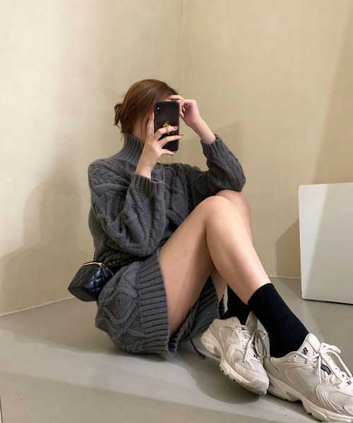 Girly Doll(ガーリードール)の「2点セットアップニット ケーブル編みニット&ショートパンツ(セットアップ・レディース・ブラック/ブルー/グレー/ブラウン/ベージュ・FREE)」の12枚目の写真