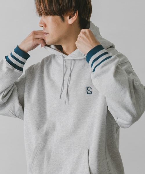 URBAN RESEARCH DOORS（アーバンリサーチドアーズ）の「『別注』GEMSPORTS×DOORS リブラインパーカー（パーカー・メンズ・グレー/ネイビー・LARGE/MEDIUM）」の2枚目の写真