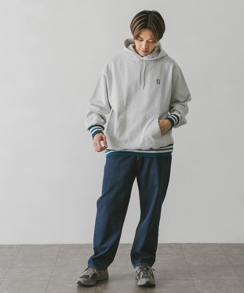 URBAN RESEARCH DOORS（アーバンリサーチドアーズ）の「『別注』GEMSPORTS×DOORS リブラインパーカー（パーカー・メンズ・グレー/ネイビー・LARGE/MEDIUM）」の17枚目の写真
