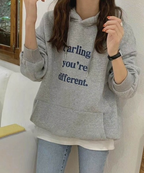 Dalfwin(ダールフィン)の「darlingレタリングプリントオーバーサイズフーディーパーカー(パーカー・レディース・ネイビー/クリーム/グレー・FREE)」の10枚目の写真