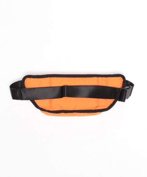 PUMA(プーマ)の「【PUMA】PUMA×AMI WAISTBAG(ボディバッグ/ウエストポーチ・レディース・オレンジ・FREE)」の7枚目の写真