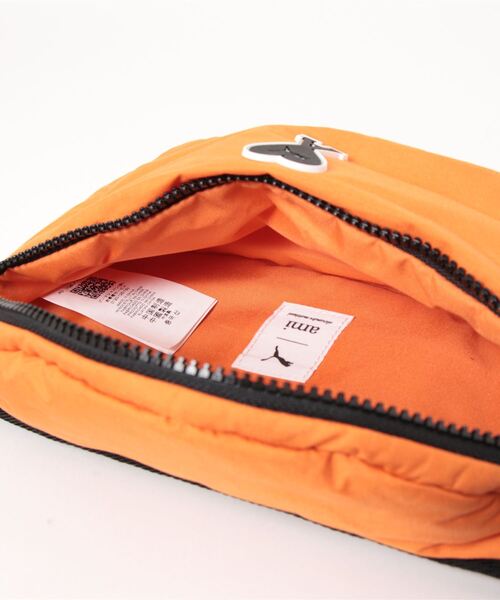 PUMA(プーマ)の「【PUMA】PUMA×AMI WAISTBAG(ボディバッグ/ウエストポーチ・レディース・オレンジ・FREE)」の6枚目の写真