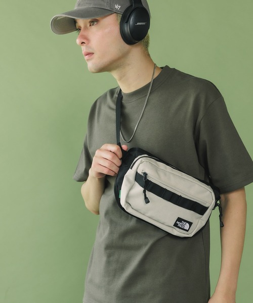 THE NORTH FACE(ザノースフェイス)の「日本未発売 THE NORTH FACE/ザ・ノースフェイス Camp Hipsack ショルダーバッグ(ボディバッグ/ウエストポーチ・メンズ・ブラック/ライトグレー・ONE SIZE)」の2枚目の写真