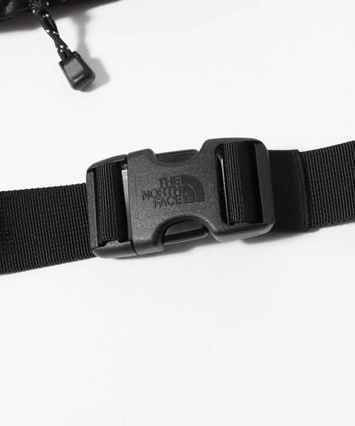THE NORTH FACE(ザノースフェイス)の「日本未発売 THE NORTH FACE/ザ・ノースフェイス Camp Hipsack ショルダーバッグ(ボディバッグ/ウエストポーチ・メンズ・ブラック/ライトグレー・ONE SIZE)」の5枚目の写真