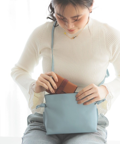 DONOBAN(ドノバン)の「レザーバイカラー三つ折り財布(財布・レディース・グリーン系その他/ブラウン/ブルー/ブラック/ホワイト系その他・F)」の7枚目の写真