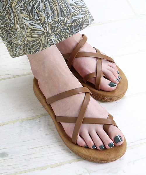 AAA+（サンエープラス）の「コンフォートフラットサンダル 華奢ストラップサンダル スライドサンダル（サンダル・レディース・ブラック系1/ブラウン系2/ダークブラウン系2/ホワイト系1/ベージュ系1/ブラック系3/ブラック系4/アイボリー系1/ダークブラウン系1/ブラック系2/アイボリー系2/ブラウン系1/ブラック系5/ホワイト系2/ブラウン系3・L/S/M/LL）」の18枚目の写真