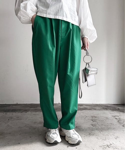 COMMON WARE（コモンウェアー）の「COMMONWARE:TRストレッチ タック ワイド テーパードパンツ（スラックス・レディース・カーキ/ブラック/サックスブルー/ベージュ/モカ/グリーン・L/XL/M）」の6枚目の写真