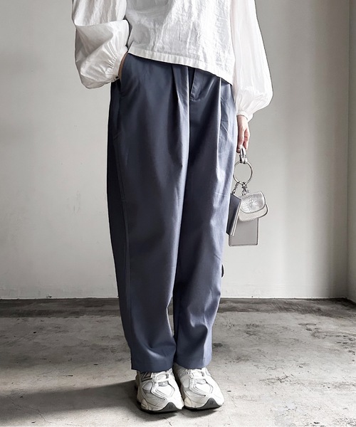 COMMON WARE（コモンウェアー）の「COMMONWARE:TRストレッチ タック ワイド テーパードパンツ（スラックス・レディース・カーキ/ブラック/サックスブルー/ベージュ/モカ/グリーン・L/XL/M）」の20枚目の写真