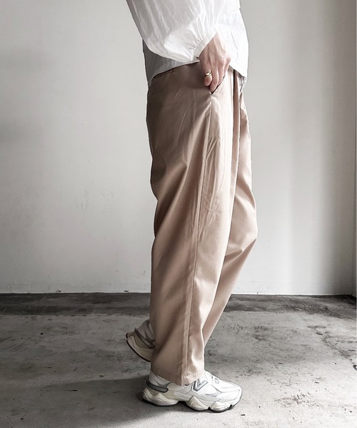 COMMON WARE（コモンウェアー）の「COMMONWARE:TRストレッチ タック ワイド テーパードパンツ（スラックス・レディース・カーキ/ブラック/サックスブルー/ベージュ/モカ/グリーン・L/XL/M）」の13枚目の写真