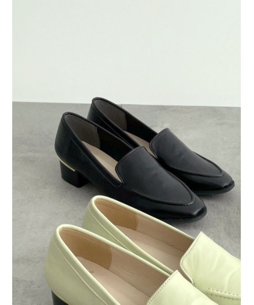 Te chichi TERRASSE（テチチテラス）の「チャンキーヒールローファー（ローファー・レディース・ブラック/オフホワイト/グリーン・MEDIUM/LARGE）」の3枚目の写真