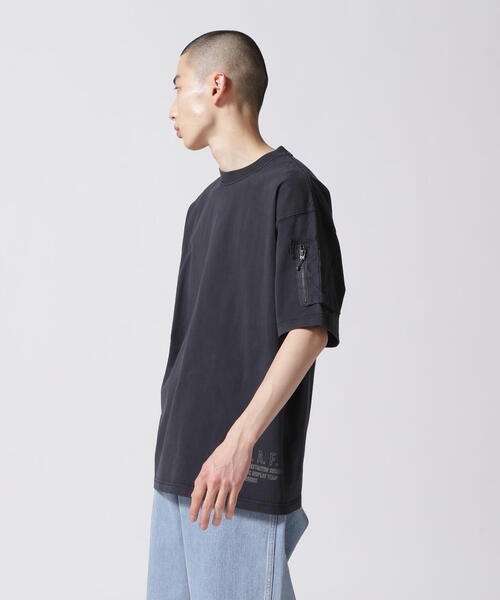 AVIREX（アヴィレックス）の「FADE WASH CIGAR POCKET T-SHIRT / フェイド ウォッシュ シガー ポケット Tシャツ / AVIREX / アヴィレックス（Tシャツ/カットソー・メンズ・ブラック/オレンジ/ホワイト系2/オリーブ系・L/M/XL/2XL）」の5枚目の写真