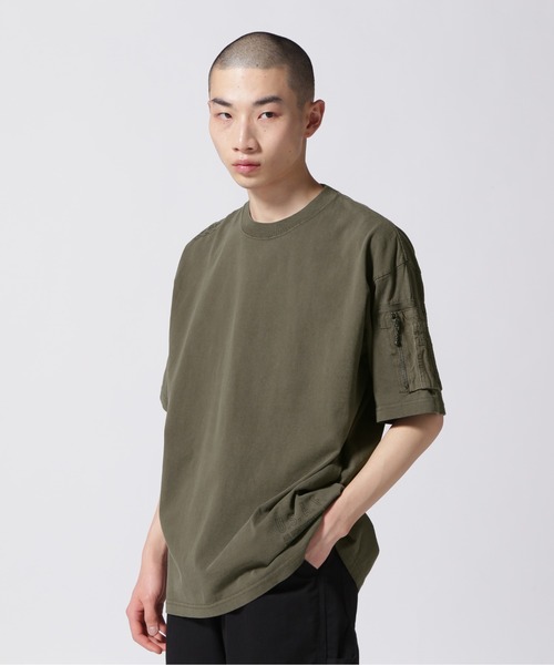 AVIREX（アヴィレックス）の「FADE WASH CIGAR POCKET T-SHIRT / フェイド ウォッシュ シガー ポケット Tシャツ / AVIREX / アヴィレックス（Tシャツ/カットソー・メンズ・ブラック/オレンジ/ホワイト系2/オリーブ系・L/M/XL/2XL）」の4枚目の写真