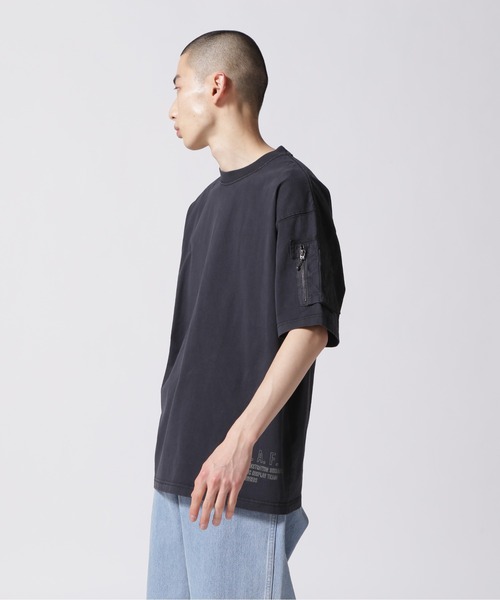 AVIREX（アヴィレックス）の「FADE WASH CIGAR POCKET T-SHIRT / フェイド ウォッシュ シガー ポケット Tシャツ / AVIREX / アヴィレックス（Tシャツ/カットソー・メンズ・ブラック/オレンジ/ホワイト系2/オリーブ系・L/M/XL/2XL）」の3枚目の写真