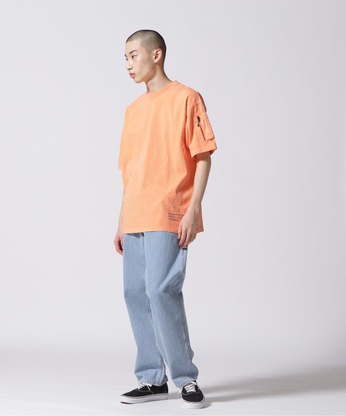 AVIREX（アヴィレックス）の「FADE WASH CIGAR POCKET T-SHIRT / フェイド ウォッシュ シガー ポケット Tシャツ / AVIREX / アヴィレックス（Tシャツ/カットソー・メンズ・ブラック/オレンジ/ホワイト系2/オリーブ系・L/M/XL/2XL）」の13枚目の写真