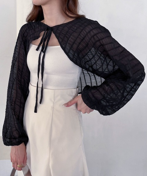 Heather(ヘザー)の「ウネウネシアーボレロカーディガン 198244(カーディガン/ボレロ・レディース・ブラック/アイボリー・FREE)」の11枚目の写真