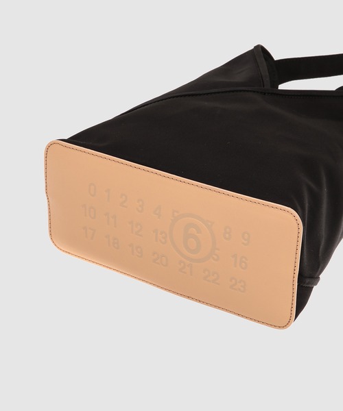 MM6 Maison Margiela（ｴﾑｴﾑｼｯｸｽ ﾒｿﾞﾝ ﾏﾙｼﾞｪﾗ）の「HANDBAG（ハンドバッグ・レディース・その他/ブラック・FREE）」の8枚目の写真