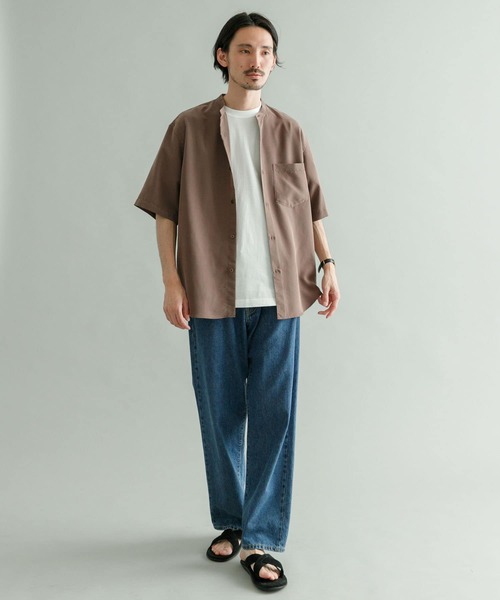 URBAN RESEARCH（アーバンリサーチ）の「『Sサイズあり』パウダーポプリンショートスリーブバンドカラーシャツ（シャツ/ブラウス・メンズ・ブルー/ミント/ブラウン/チャコールグレー・LARGE/MEDIUM/SMALL）」の11枚目の写真