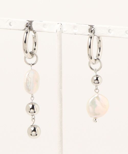 tone（トーン）の「【HO’OKAHI】Big Freshwater Pearl Hoop Pierce（ピアス（両耳用）・レディース・ゴールド/シルバー・FREE）」の3枚目の写真