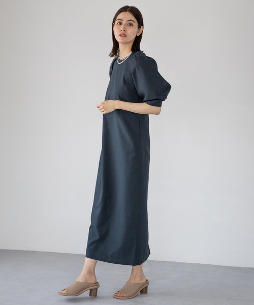 LEPSIM（レプシィム）の「スクエアヒールサンダル【jours heureux】　961047（サンダル・レディース・オフホワイト/ブラック/ライトベージュ・MEDIUM/LARGE）」の13枚目の写真