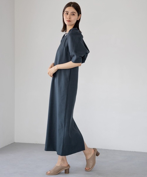 LEPSIM（レプシィム）の「スクエアヒールサンダル【jours heureux】　961047（サンダル・レディース・オフホワイト/ブラック/ライトベージュ・MEDIUM/LARGE）」の14枚目の写真