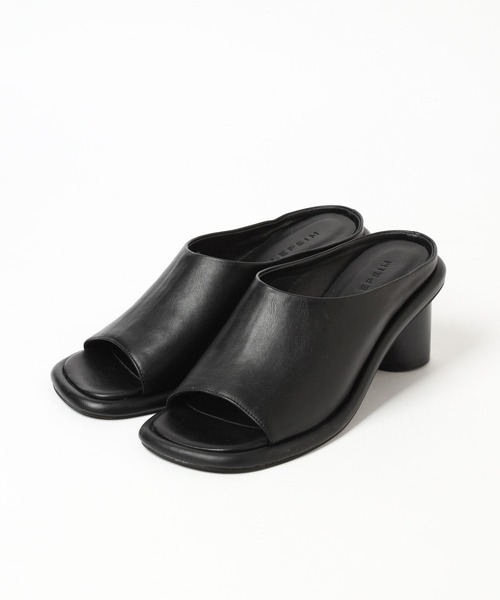 LEPSIM（レプシィム）の「スクエアヒールサンダル【jours heureux】　961047（サンダル・レディース・オフホワイト/ブラック/ライトベージュ・MEDIUM/LARGE）」の17枚目の写真