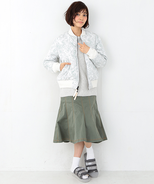 Ray BEAMS（レイビームス）の「SUICOKE×Ray BEAMS / 別注 MOTO-ビブラムソール（サンダル・レディース・グレー/ネイビー・5/6/7）」の8枚目の写真