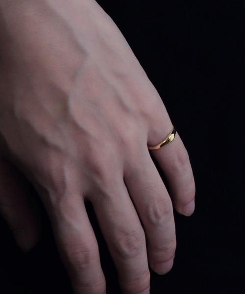 YArKA（ヤーカ）の「【YArKA/ヤーカ】little nuance signet design ring [hanc] / ニュアンスミニシグネットリング（リング・メンズ・シルバー/ゴールド・#5/#7/#9/#13/#17/#19/#11/#15/#21/#3）」の15枚目の写真