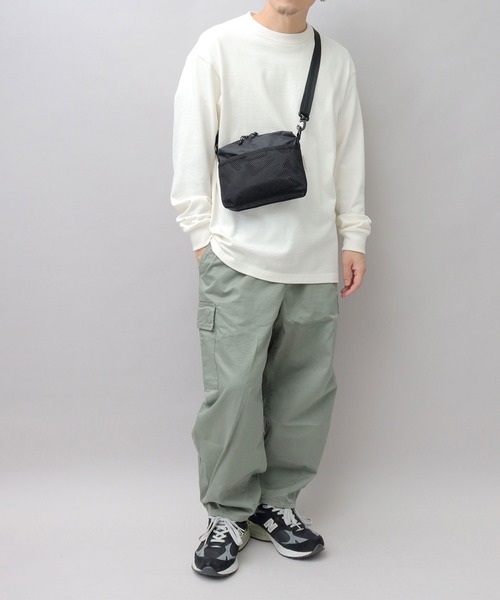 WILDERNESS EXPERIENCE(ウィルダネスエクスペリエンス)の「日本製 リップストップナイロン ミニサコッシュ(ショルダーバッグ・メンズ・ブラック・FREE)」の19枚目の写真