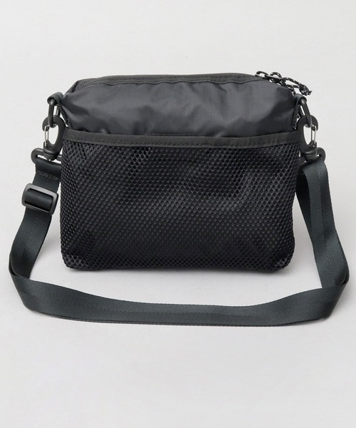 WILDERNESS EXPERIENCE(ウィルダネスエクスペリエンス)の「日本製 リップストップナイロン ミニサコッシュ(ショルダーバッグ・メンズ・ブラック・FREE)」の15枚目の写真