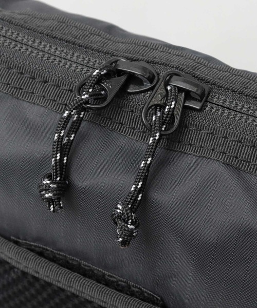 WILDERNESS EXPERIENCE(ウィルダネスエクスペリエンス)の「日本製 リップストップナイロン ミニサコッシュ(ショルダーバッグ・メンズ・ブラック・FREE)」の14枚目の写真