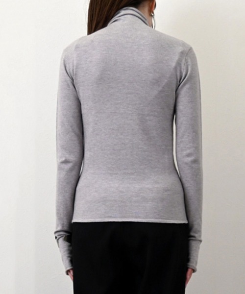 STYLEBLOCK（スタイルブロック）の「フィンガーホールタートルネックニット（ニット/セーター・レディース・オレンジ/ブラウン/グレー/オフホワイト/ホワイト系その他/ブラック/ブルー/ライム/レッド・M）」の13枚目の写真