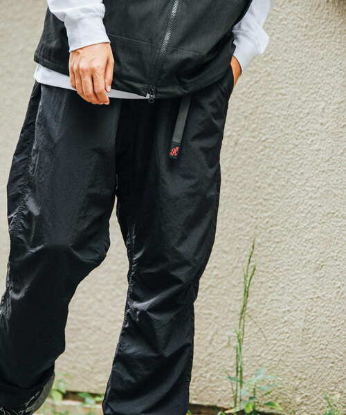 EKAL（エカル）の「『撥水』『別注』GRAMICCI　デュアラブルナイロンパンツ（その他パンツ・メンズ・ブラック/カーキ・SMALL/MEDIUM/LARGE）」の14枚目の写真