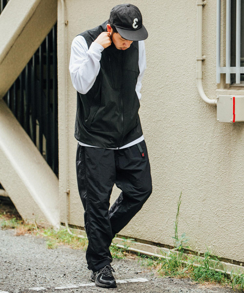 EKAL（エカル）の「『撥水』『別注』GRAMICCI　デュアラブルナイロンパンツ（その他パンツ・メンズ・ブラック/カーキ・SMALL/MEDIUM/LARGE）」の17枚目の写真