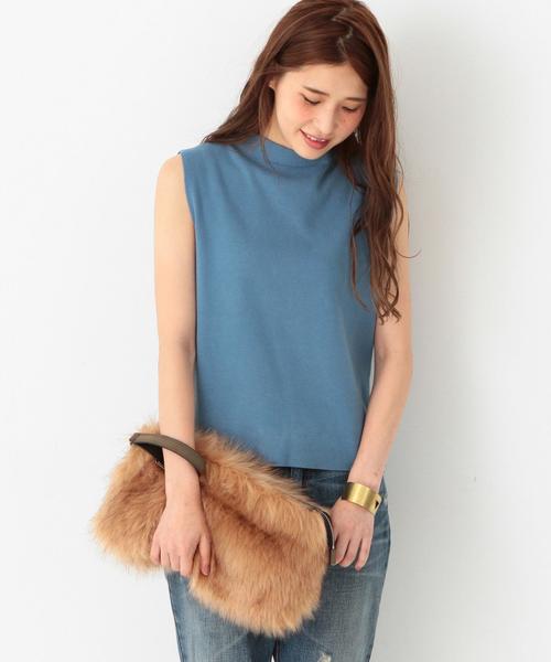 Another Edition(アナザーエディション)の「フェイクファークラッチバッグ/ AE FakeFUR CLT(クラッチバッグ・レディース・ベージュ/ロイヤルブルー・フリー)」の2枚目の写真