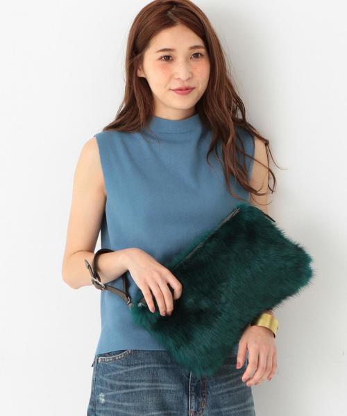 Another Edition(アナザーエディション)の「フェイクファークラッチバッグ/ AE FakeFUR CLT(クラッチバッグ・レディース・ベージュ/ロイヤルブルー・フリー)」の1枚目の写真
