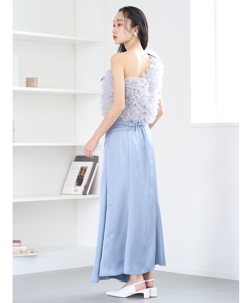 Stylevoice for xxx(スタイルヴォイスフォー)の「ナローシルエットサテンスカート(スカート・レディース・オフホワイト/ブルー/ブラウン・FREE)」の13枚目の写真